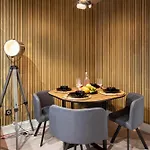 Hollywood Night-jacuzzi & Private Movie Theater * Mulhouse