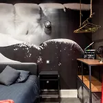 Hollywood Night-jacuzzi & Private Movie Theater Mulhouse