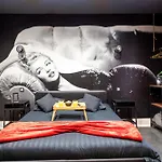 Appartamento Hollywood Night-jacuzzi & Private Movie Theater Mulhouse