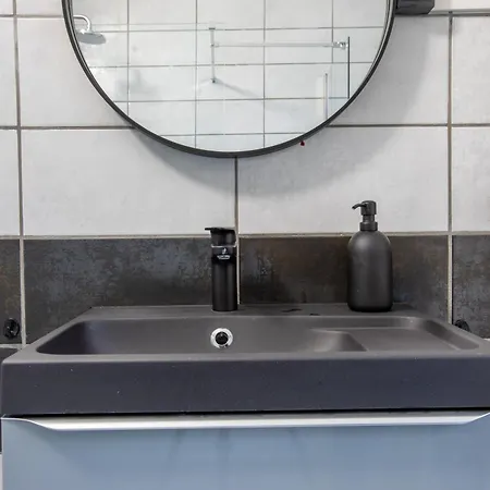 Hollywood Night-jacuzzi & Private Movie Theater * Mulhouse